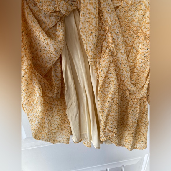 Floral Dress! - Picture 6 of 8